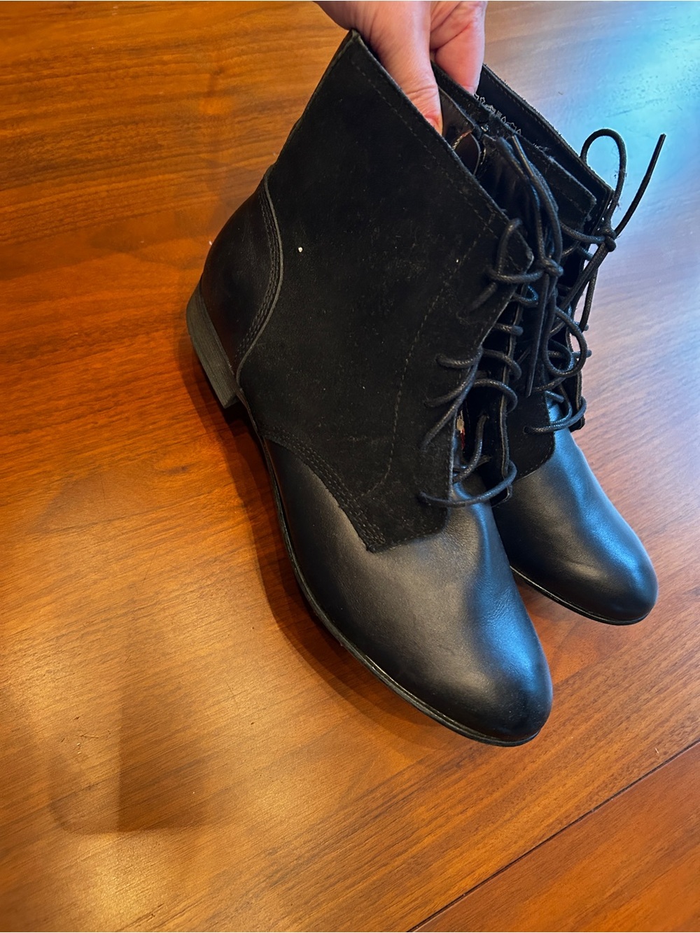 Hush Puppies Black Lace-Up Ankle Boots - Mixed Leather & Suede Women’s 11